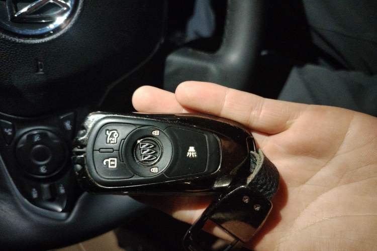 Used Buick GL8 2017 ES 28T Luxury Model China V Standard
