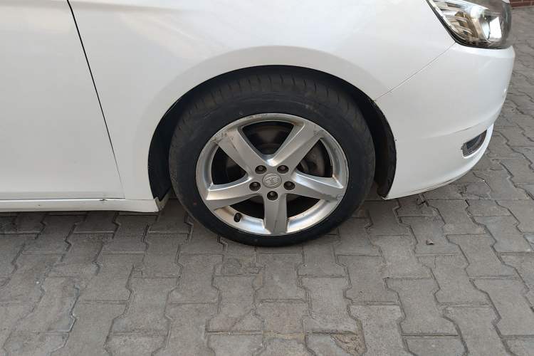 Used Bestune B70 2016 2.0L Manual 10th Anniversary Edition
