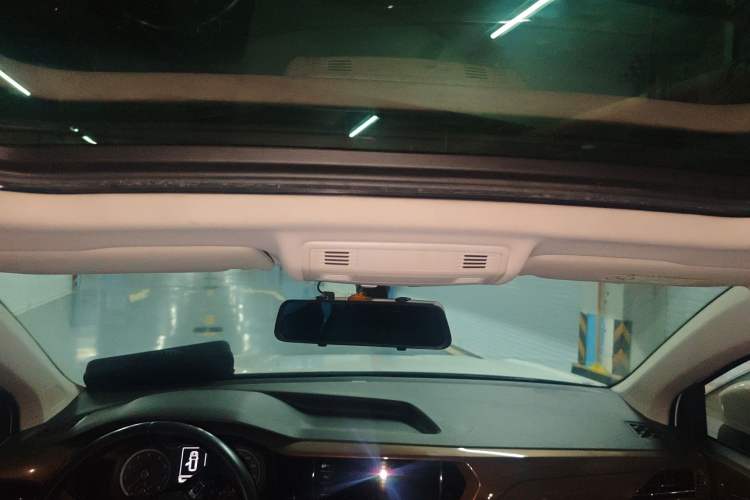 Used Volkswagen Tharu 2019 280TSI Two-Wheel Drive Luxury Edition China V Standard