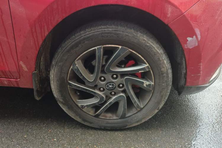 Used JAC Group Refine S2 2015 1.5L Manual Luxury Model Right Front Wheel Hub