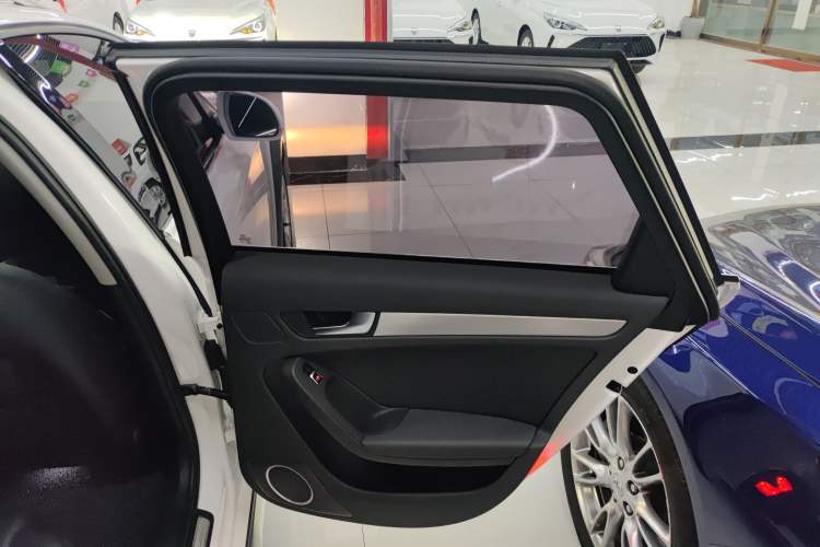 Used Audi A4 2014 40 TFSI allroad quattro plus version