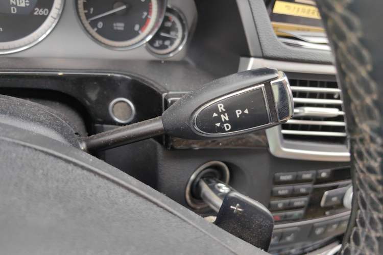 Used Mercedes-Benz E-Class 2011 E 300 L Fashion Prestige Model
