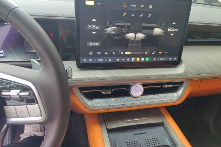 Used Tank 500 2022 3.0T Sport Edition "Creation" Version 5-Seater Audio And AC Panel