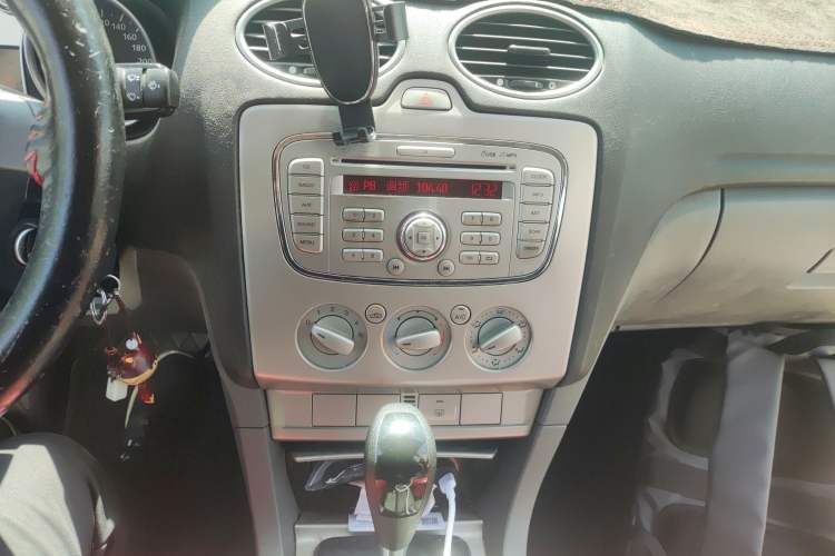 Used Ford Focus 2013 Hatchback Classic 1.8L Automatic Base Model
