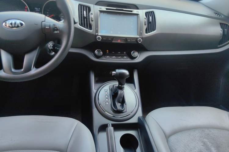 Used Kia Sportage R 2015 2.0L Automatic Two-Wheel Drive GL
