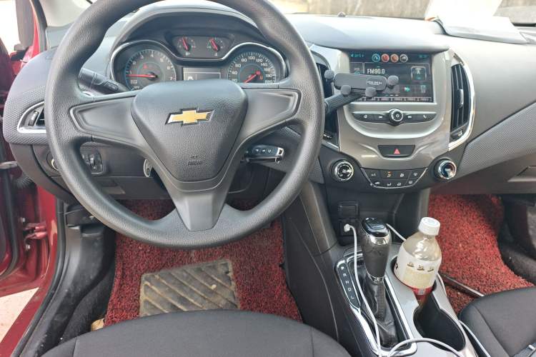 Used Chevrolet Cruze 2017 1.5L Automatic Pioneer Sunroof Edition