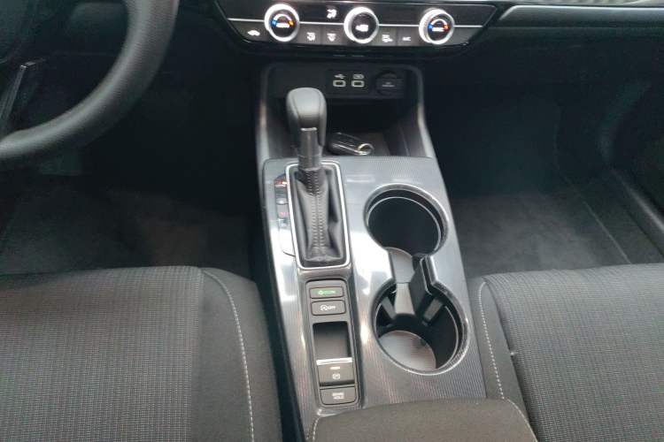 Used Honda Civic 2022 240TURBO CVT Dynamic Edition Gear Lever