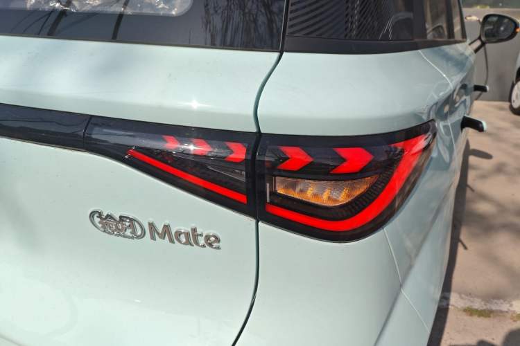 Used Cowin October 2026 Model Mate 305km Guoxuan Surfing Waves Edition