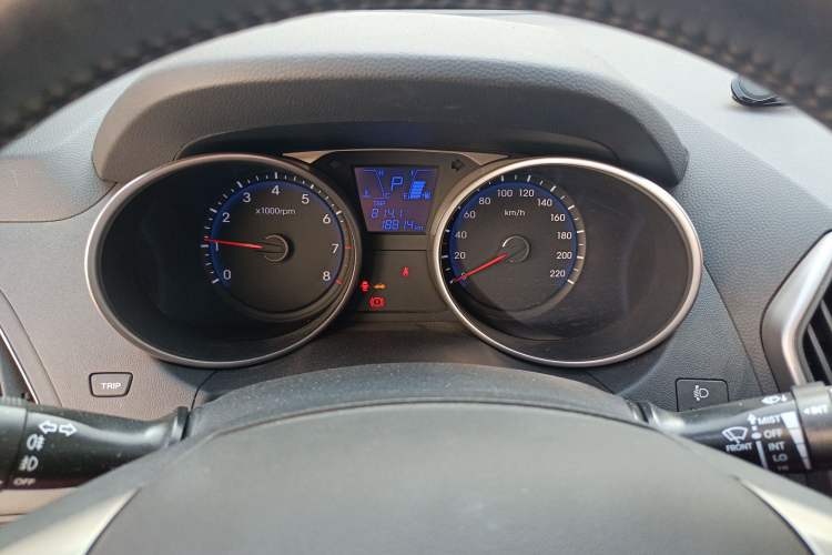 Used Hyundai ix35 2015 2.0L Automatic 2WD Smart Version China V Standard
