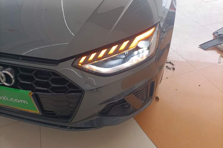 Used Audi A4L 2020 40 TFSI Luxury Dynamic Model
