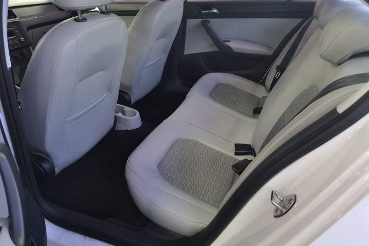 Used Skoda Rapid 2016 1.6L Manual Trend Edition
