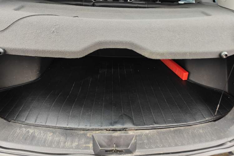 Used Zotye T600 2015 1.5T Manual Luxury Model