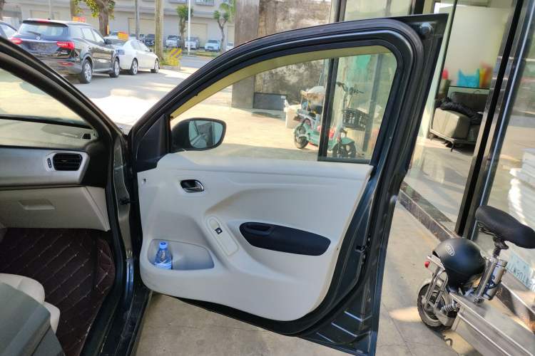 Used Citroen Elysee 2014 1.6L Manual Fashion Edition