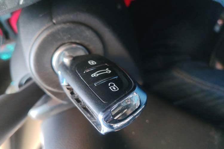 Used Buick GT 2012 GT 1.8L Automatic Fashionable Leather Edition
