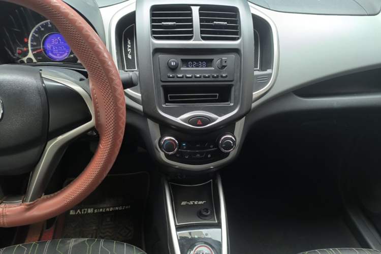 Used CHANGAN Benni E-Star 2021 National Edition Xin Yue Version (Fast-Charging Edition) Lithium Iron Phosphate (31.95 kWh)
