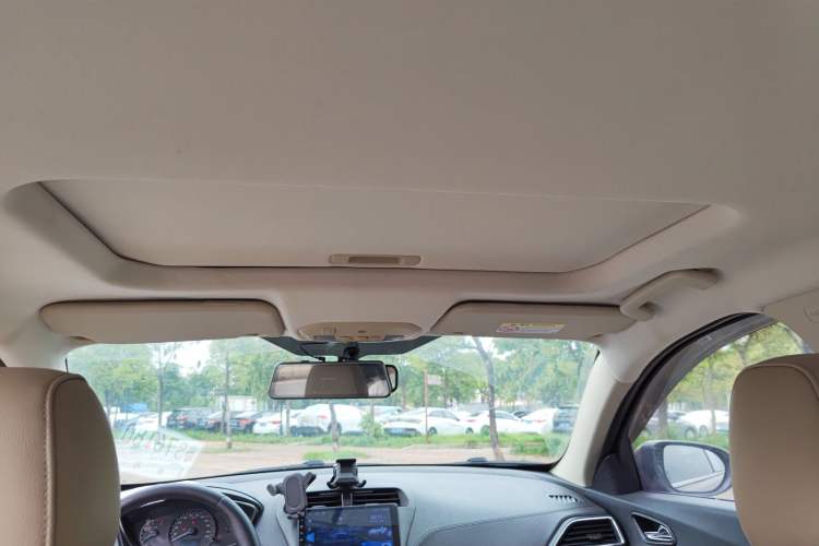 Used Ford Escort 2015 1.5L Automatic Fashion Model Headliner