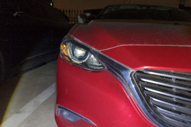 Used Mazda Atenza 2015 2.0L Blue Sky Luxury Edition
