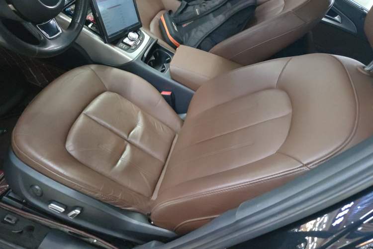 Used Audi A6L 2018 30th Anniversary Edition 45 TFSI quattro Sport model
