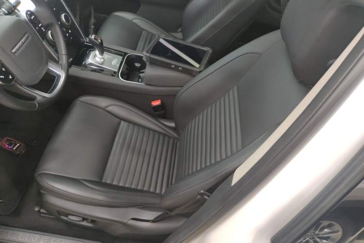 Used Land Rover Discovery Sport 2020 200 PS Family Edition Left Front Seat