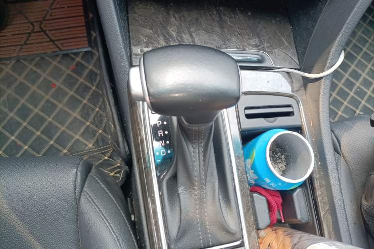 Used Kia K5 2016 2.0L Automatic LUX