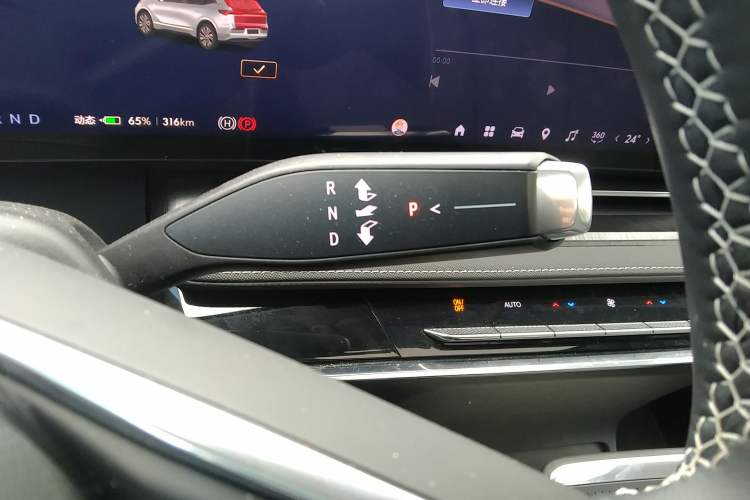 Used Buick E5 2025 Model 620KM Prestige Edition Gear Lever