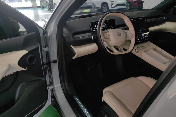 Used Nio ES6 2024 75 kWh Driver Seat