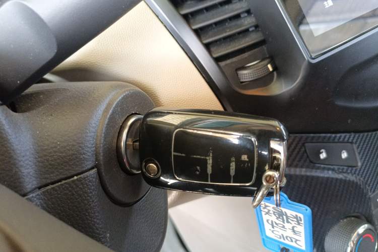 Used Chevrolet Cruze 2015 1.5L Classic SL MT
