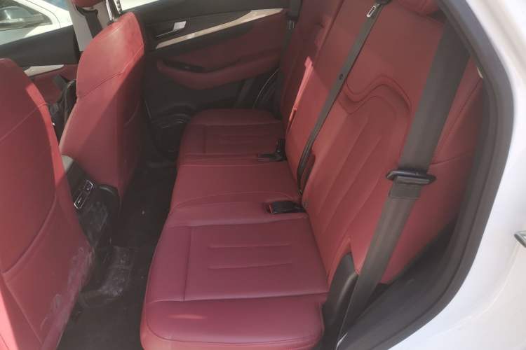 Used JETOUR X70 2025 1.5T DCT Overdrive PRO 5-Seater
