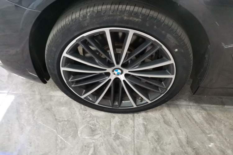 Used BMW 5 Series 2022 Second Facelift 530Li xDrive M Sport Package
