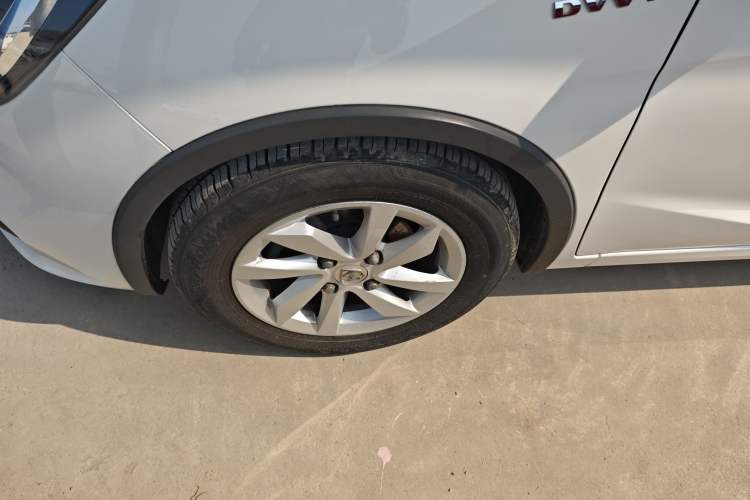 Used Baojun 310W 2017 1.5L Manual Fashion Model China V