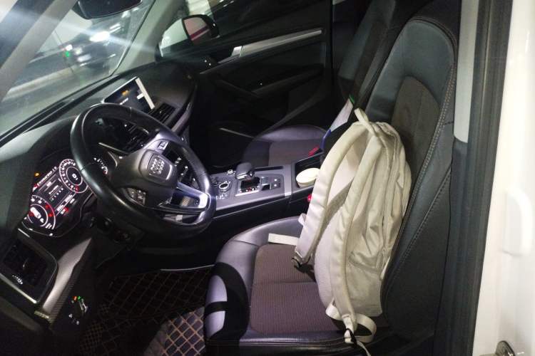 Used Audi Q5L 2018 45 TFSI Prestige Fashion Edition China VI Emission Standard Left Front Seat