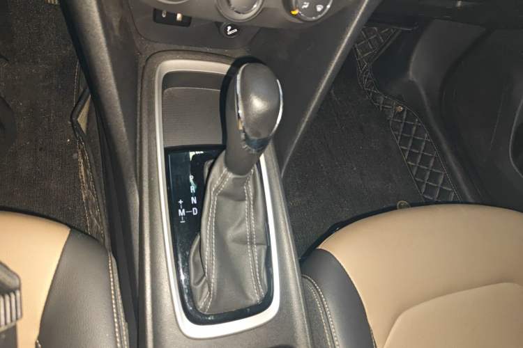 Used Chevrolet Monza 2022 320 Automatic Enjoyment Sunroof Version