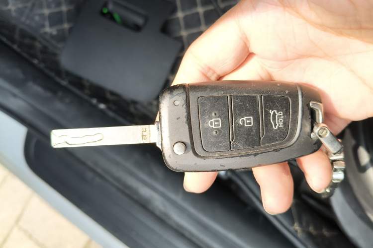 Used Hyundai Celesta 2018 1.6L Automatic GL Enjoyment Edition China VI compliant
