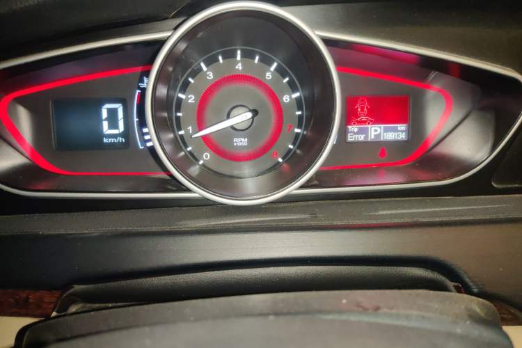 Used Roewe 550 2014 550S 1.8L Automatic Smart Selection Model
