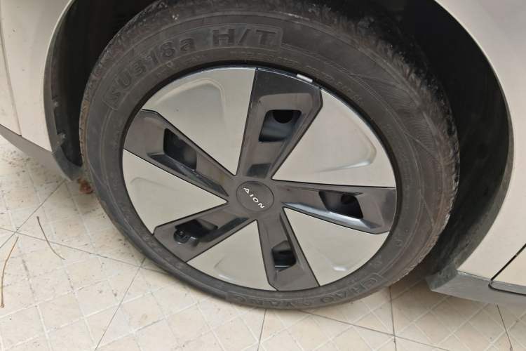 Used AION Y 2023 Plus 610 Enjoy Edition Exterior 1