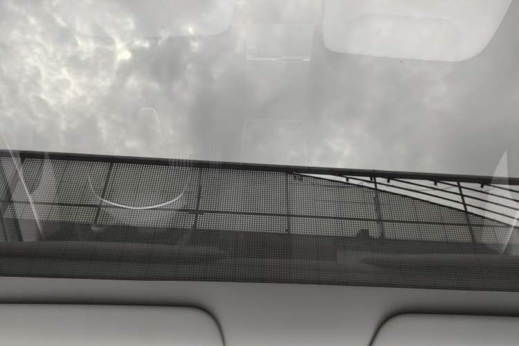 Used Tesla Model Y 2025 Rear-Wheel-Drive Version
