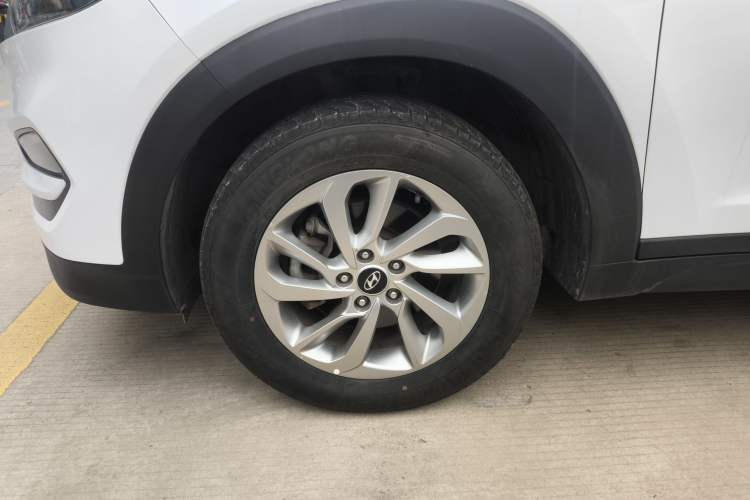 Used Hyundai Tucson 2015 1.6T Dual-Clutch Two-Wheel-Drive Smart Model