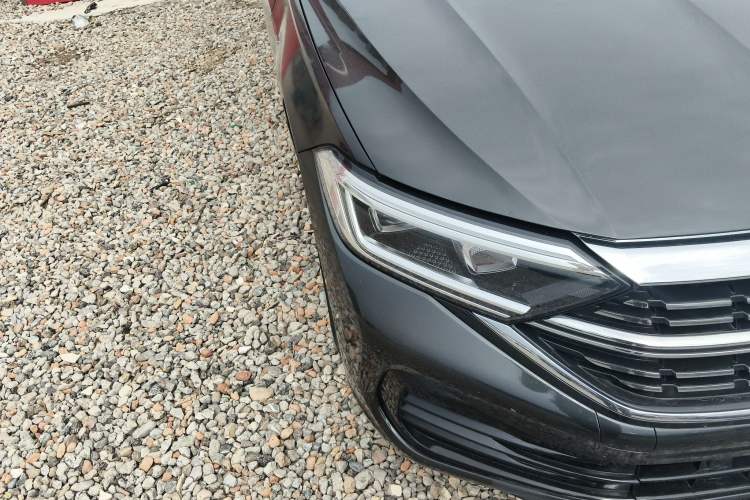 Used Volkswagen Sagitar 2023 200TSI DSG Excellence Edition Right Front Headlight