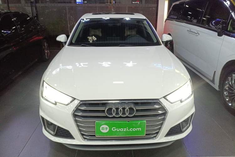 Used Audi A4L 2019 40 TFSI Fashion Version China V
