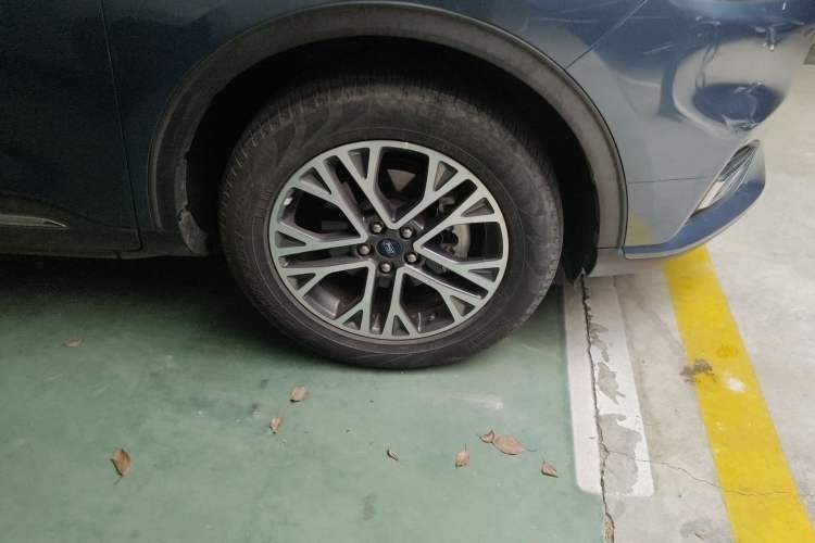 Used Ford Escape 2020 EcoBoost 245 Two-Wheel Drive Smart & Enjoyment Model
