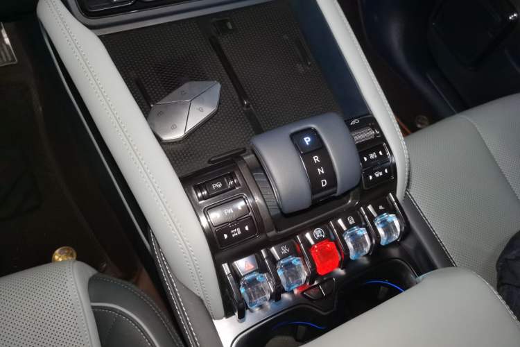 Used Formula Leopard Leopard 5 2023 Explore Edition