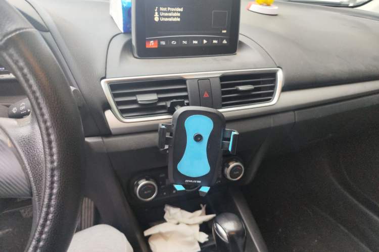 Used Mazda 3 Axela 2014 Sedan 1.5L Automatic Luxury Model Audio And AC Panel