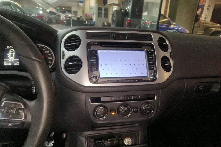 Used Volkswagen Tiguan L 2013 1.8TSI Automatic All-Wheel-Drive Comfort Edition