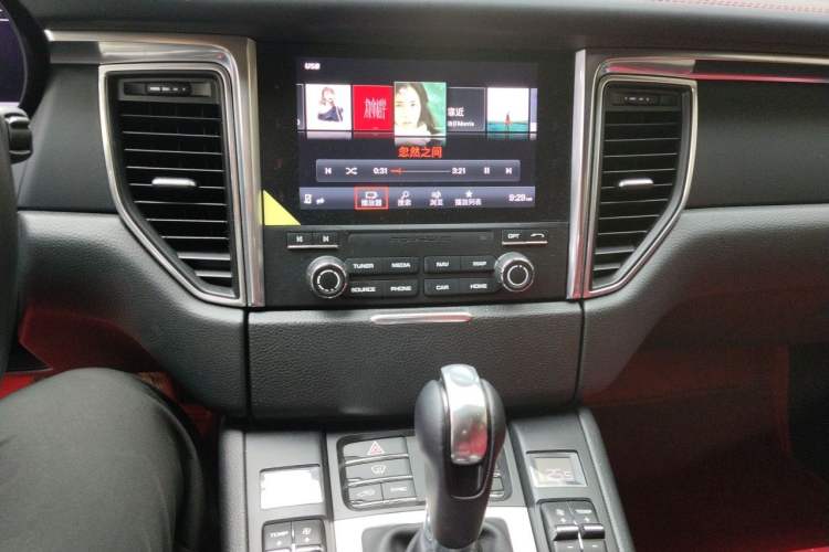 Used Porsche Macan 2017 Macan 2.0T