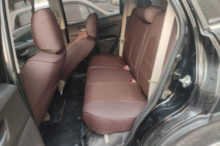 Used Honda CR-V 2012 2.0L two-wheel drive urban version
