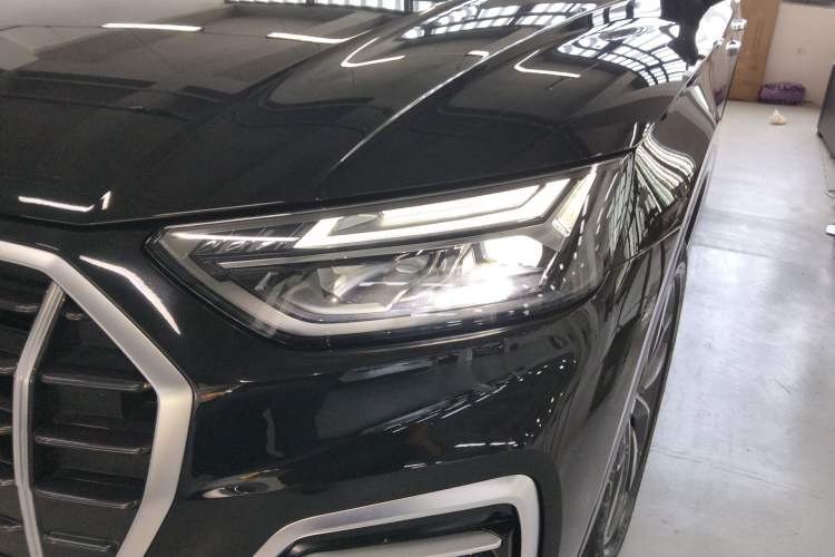 Used Audi Q5L 2022 Updated Version 40T Luxury Elegant Edition Left Front Headlight