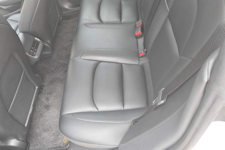 Used Tesla Model 3 2022 Rear-Wheel-Drive Version
