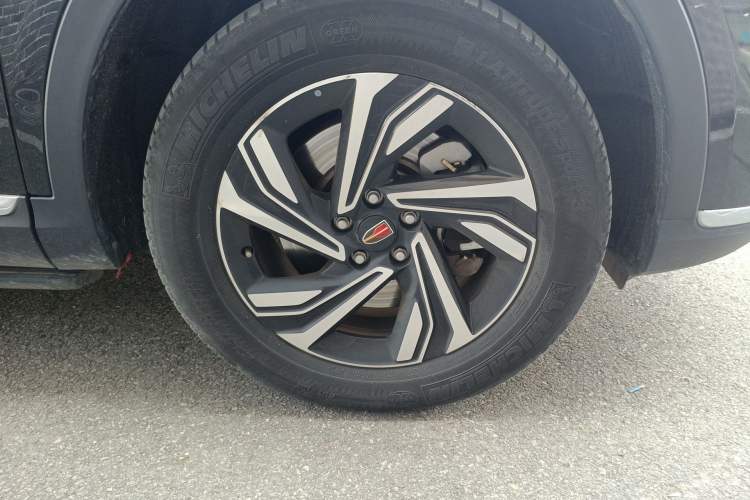 Used Hongqi HS5 2022 Revised Version 2.0T Smart Connect Flagship Edition
