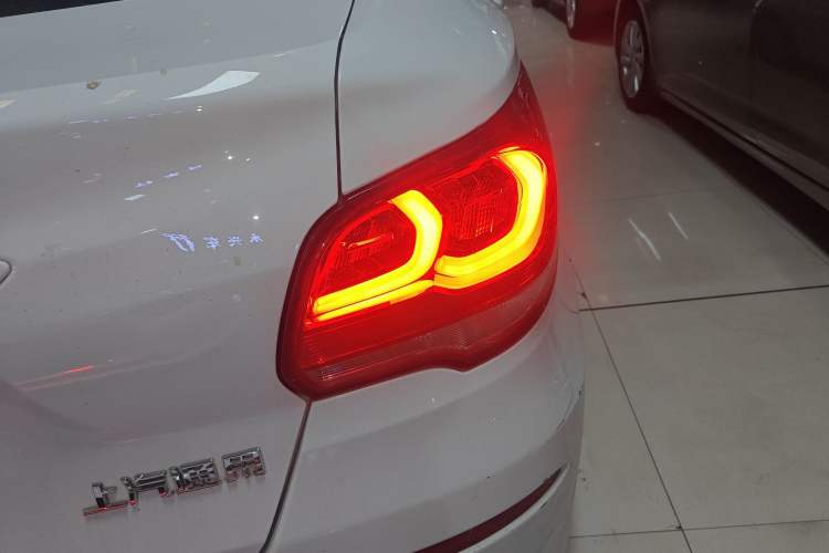 Used Chevrolet Cavalier 2019 320 Automatic Enjoyment with Sunroof Right Rear Taillight