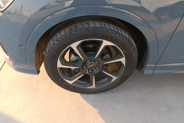 Used Audi Q3 2022 40 TFSI RS Package Performance Model